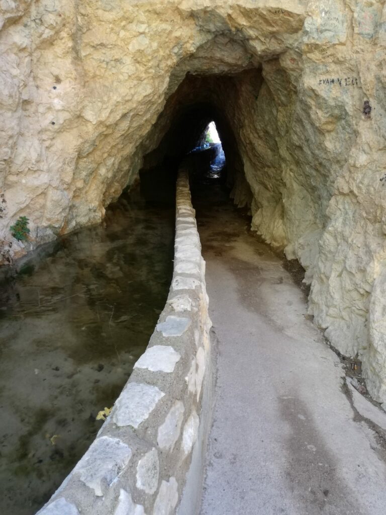 cuevas del agua Ribadesella