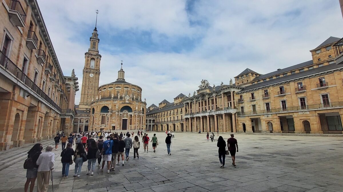 visitar universidad laboral