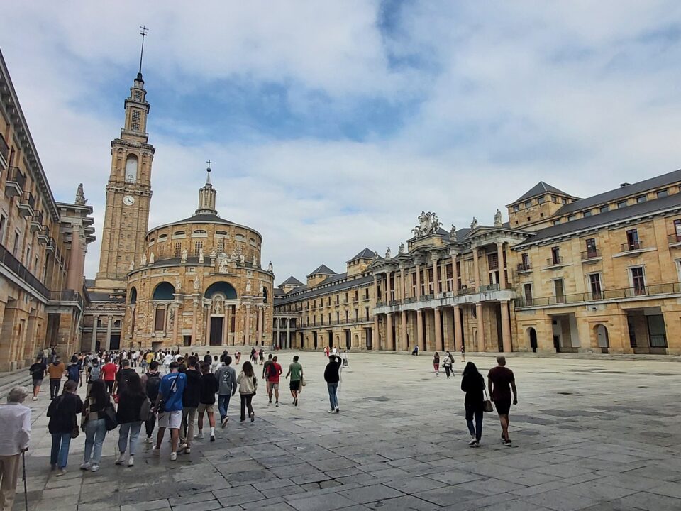 visitar universidad laboral